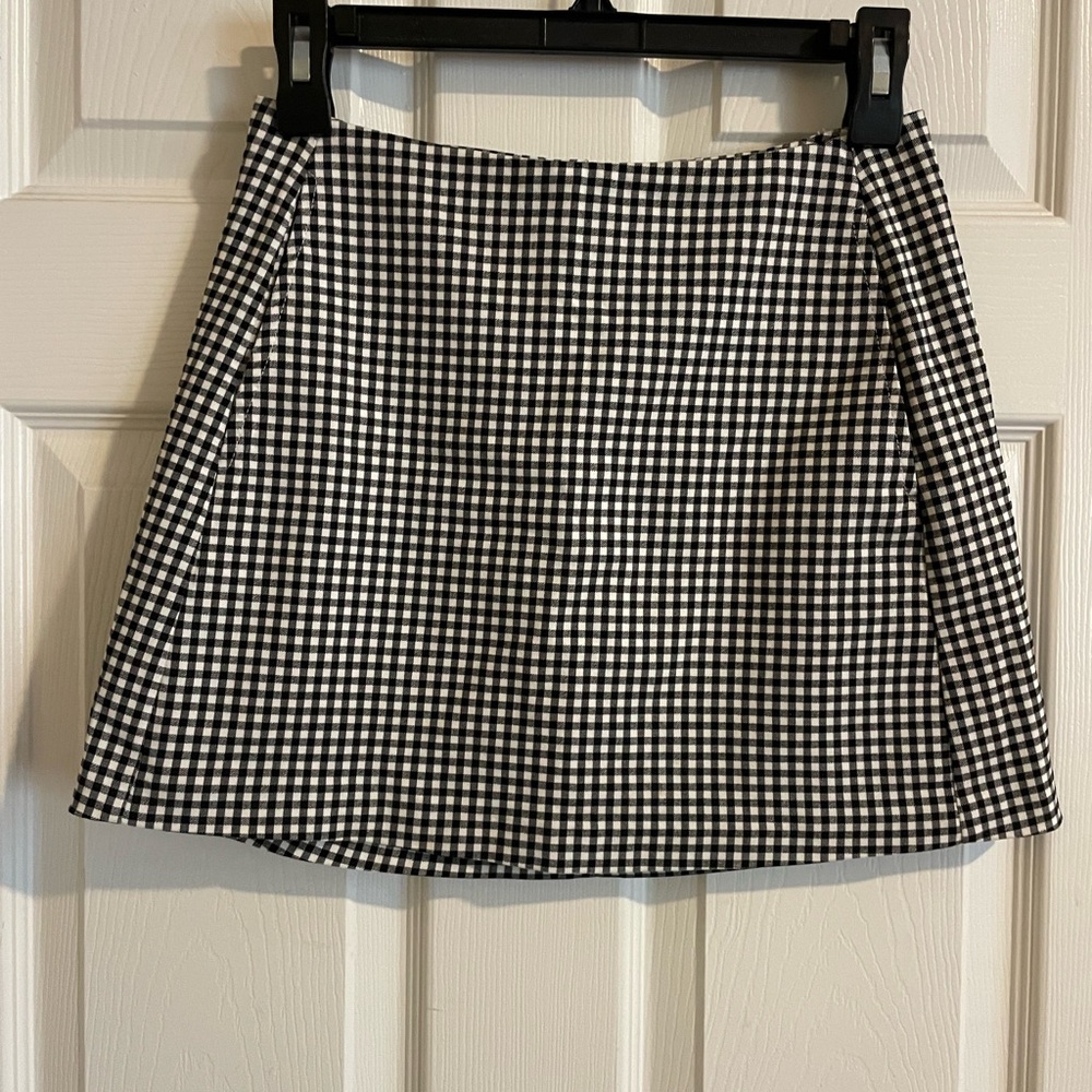 Urban Outfitters Black and White Gingham Mini Skirt